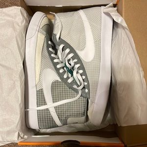 Nike blazer mid 77 patch smoke grey